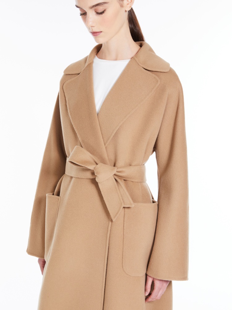 Cappotti cammello outlet
